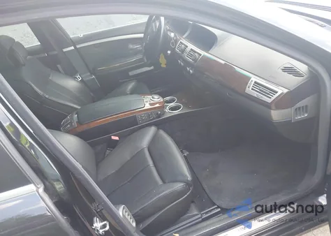 2006 BMW 750Li из США, поврежденный, VIN WBAHN83596DT25304